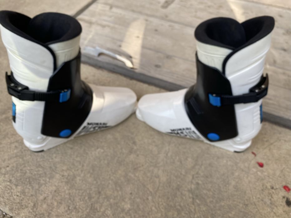 Clapari Munari sv10 marimea 44