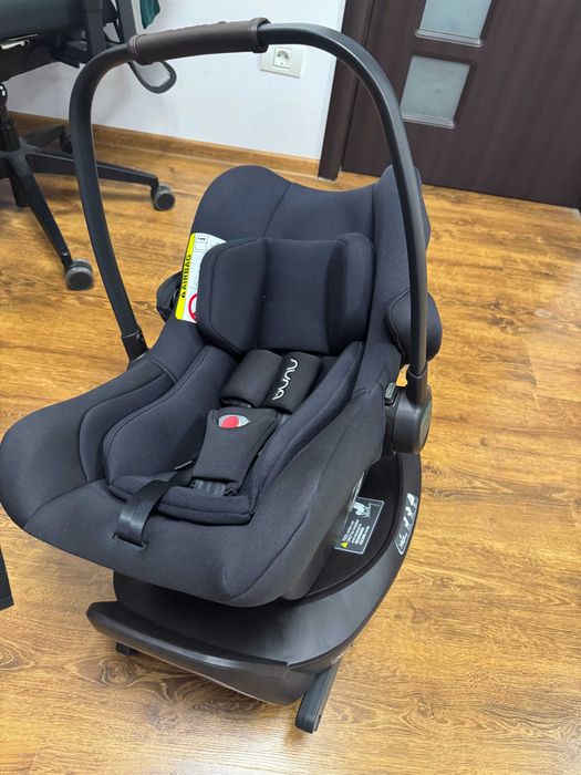Scoica Nuna Pipa Lite + Baza Isofix - CA NOI, în GARANȚIE