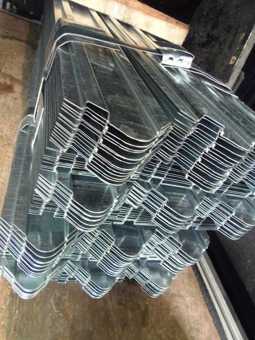 Sipca gard Tepes din tabla zincata sau color, direct producator