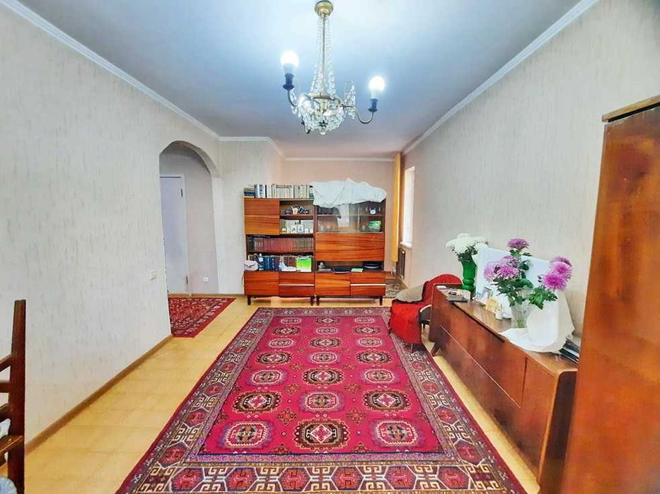 1.2.4 на метро Буюк Ипак Йули (м-в Ялангач) 45 кв.м (76-серия)
