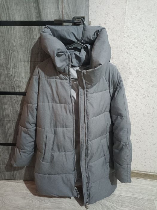 Продам куртку  зимнюю