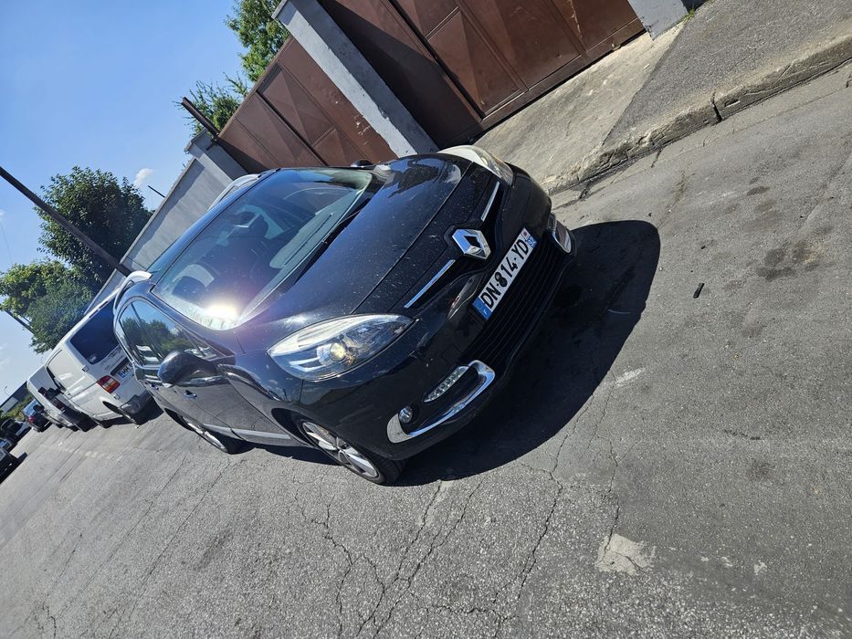 Renault acenic.
