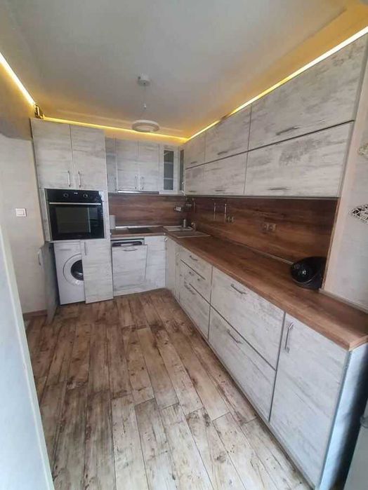 Двустаен апартамент в кв. Лазур