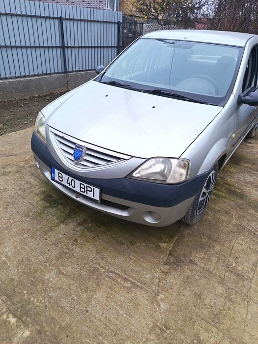 Vand Dacia Logan pentru piese