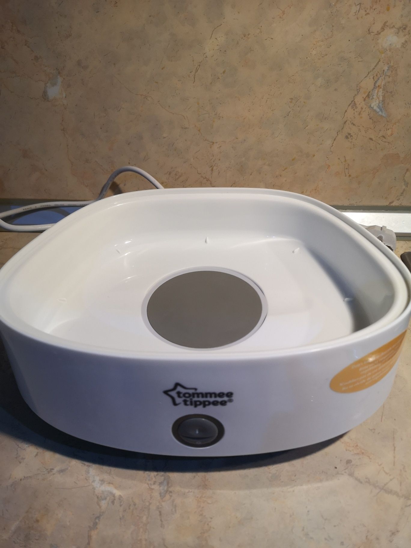 Стерилизатор на Tomee tippee