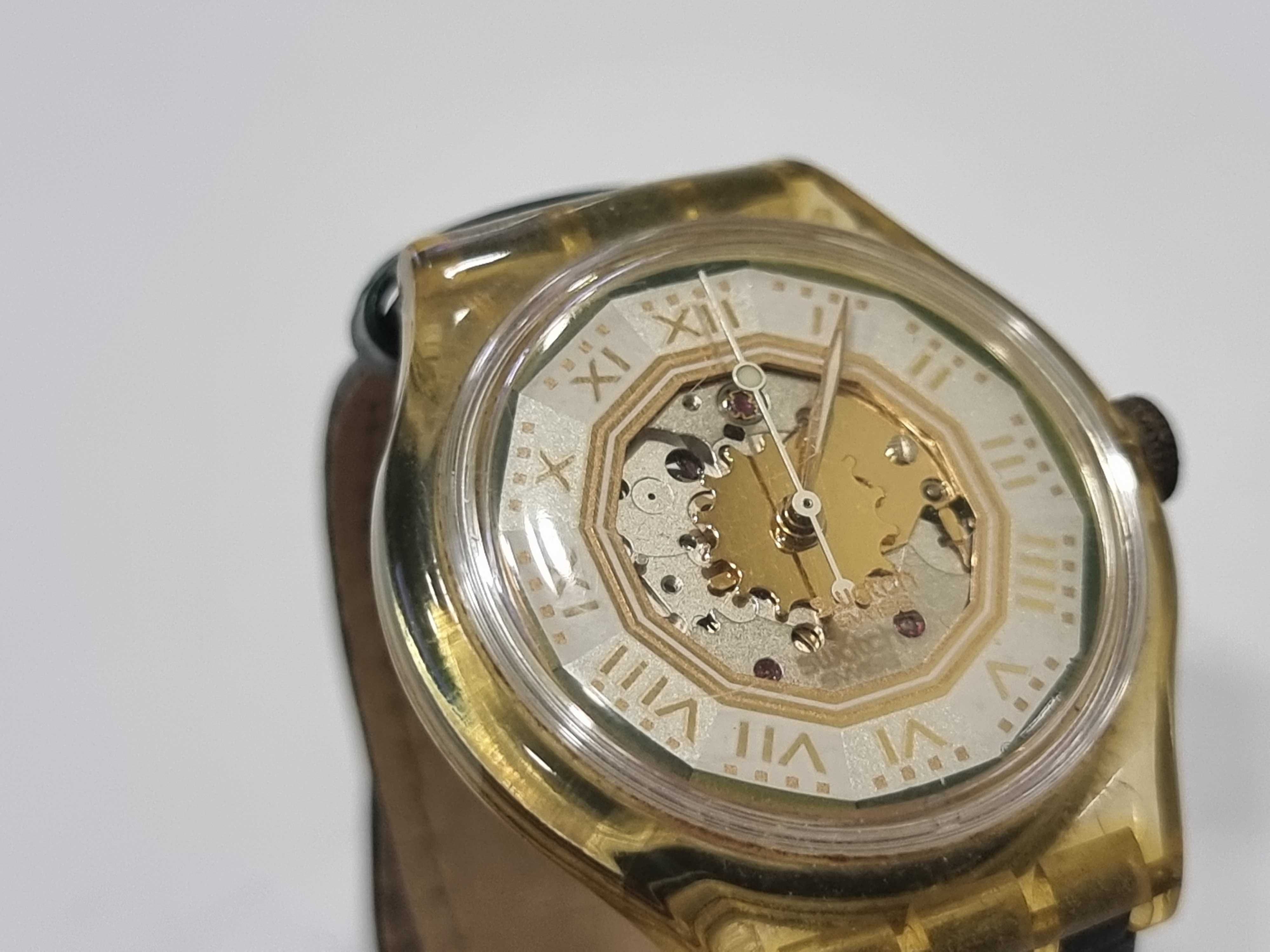Швейцарски часовник SWATCH - механичен