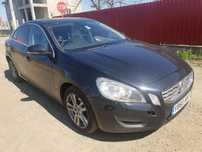 Dezmembrez Volvo S60 II D3 2010 motor 2.0D 120KW 163CP D5204 cutie de viteze manuala 6+1 usa portiera stanga dreapta fata spate bara aripa fuzeta planetara aripa oglinda dezmembrari piese