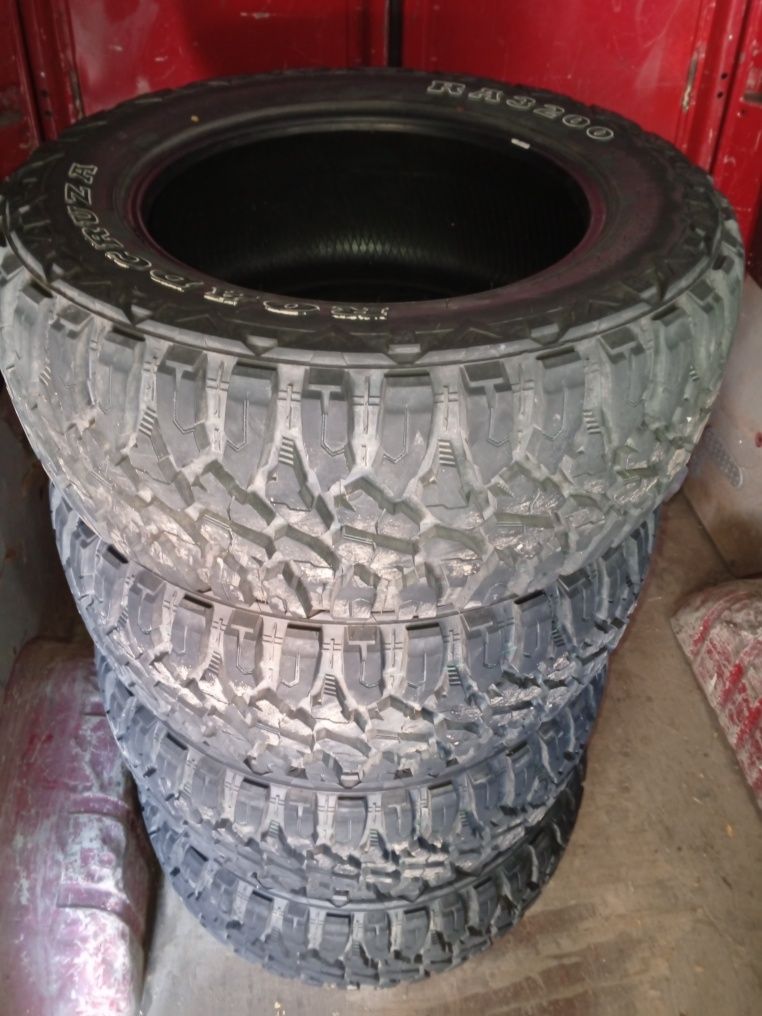 Off-road Гуми 35 13.5 20 Roadcruza 3200