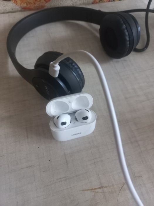 Продам,блютуз наушники