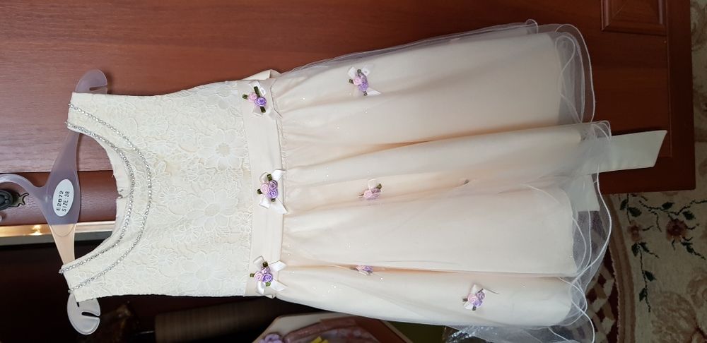 Платья нарядные на праздник