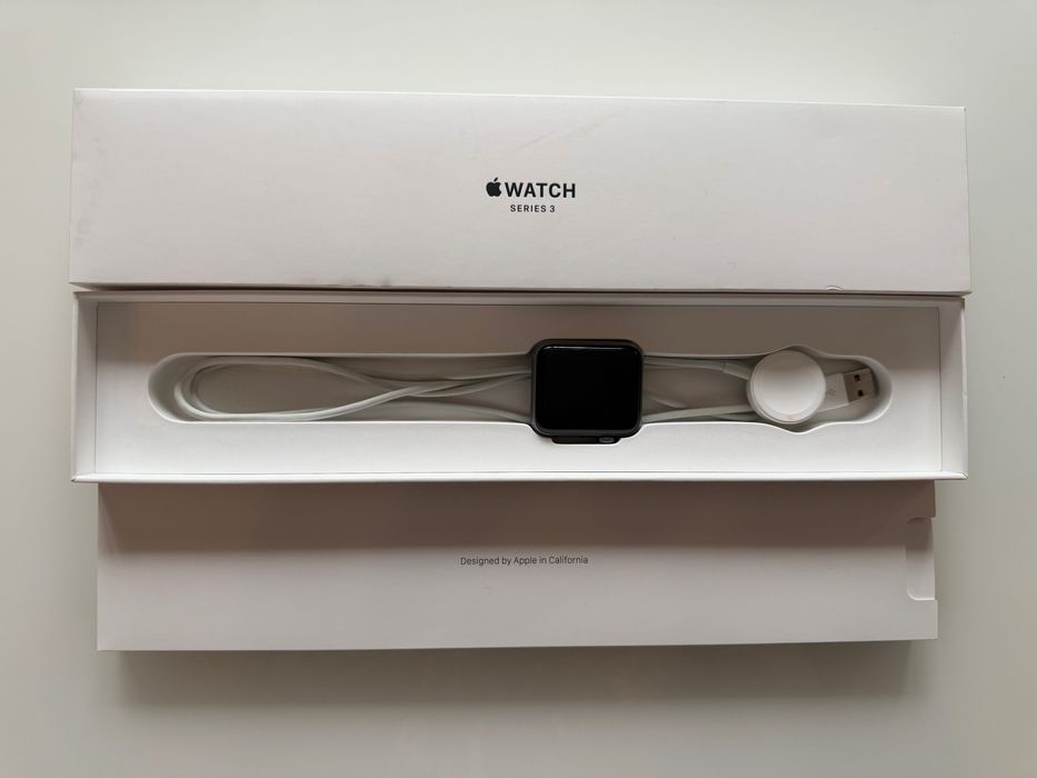 Apple Watch Series 3,  42 mm