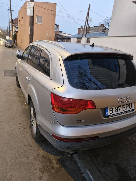 AUDI Q7 3.0TDI schimb