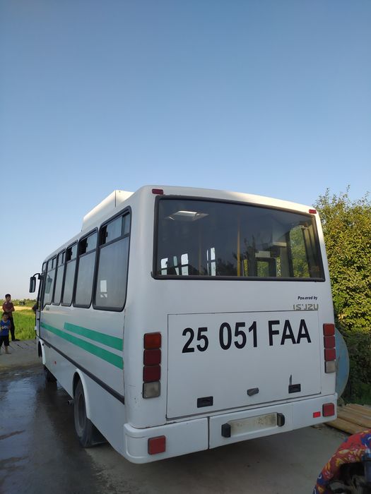 Isuzu avtobus kabina