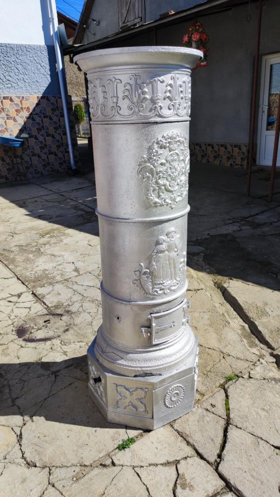 Vând sobă fontă  veche