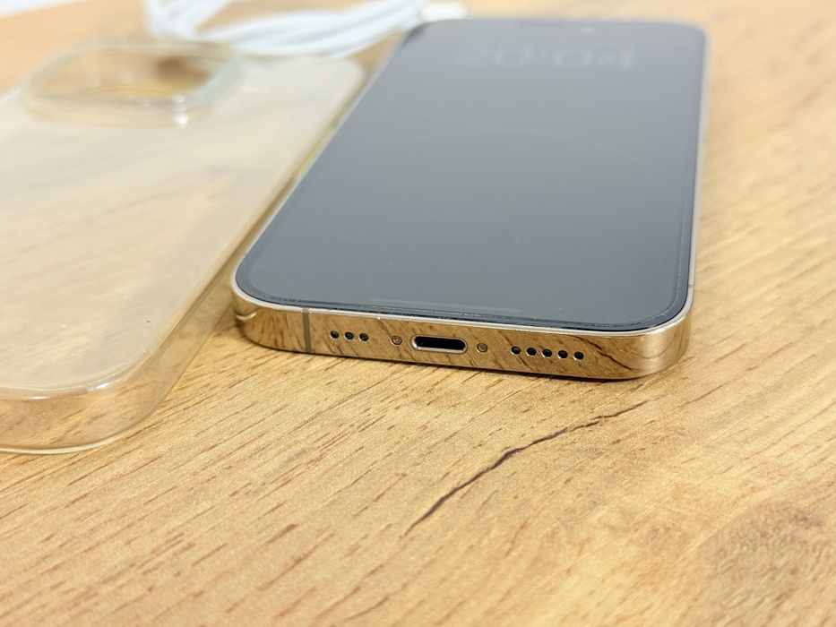 iPhone 14 Pro 1 TB перфектен