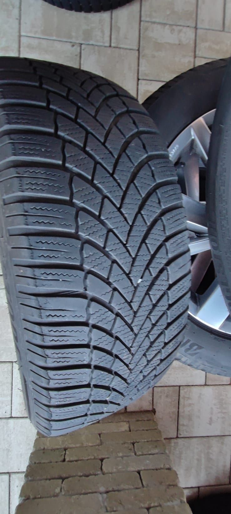 Jante vw golf8 anvelope bridgestone 205/55/16