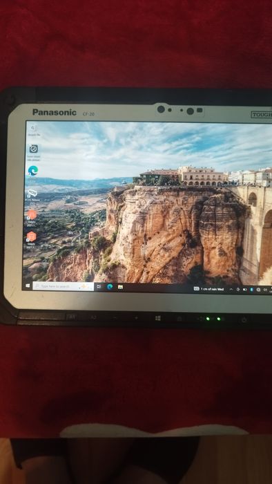 Tableta militară Panasonic