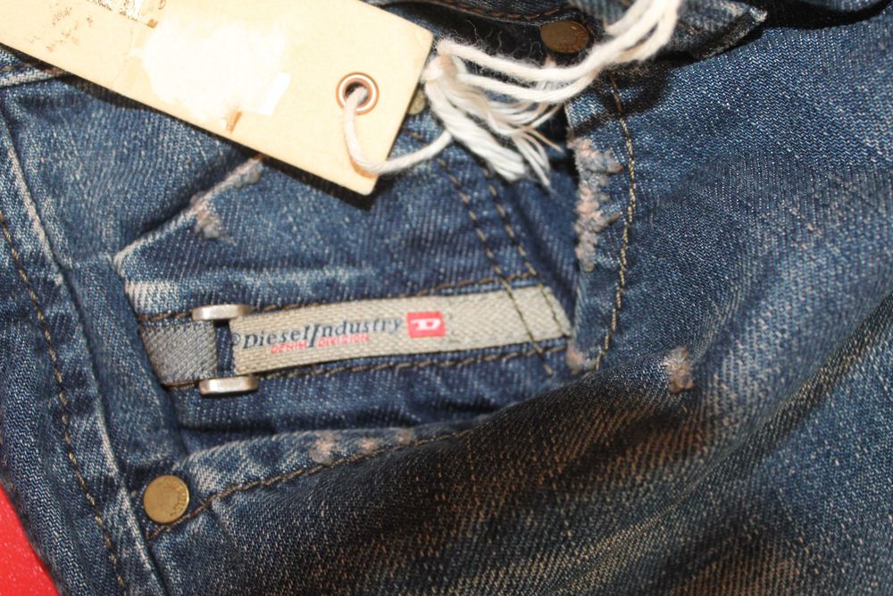 Blugi Diesel model Darron