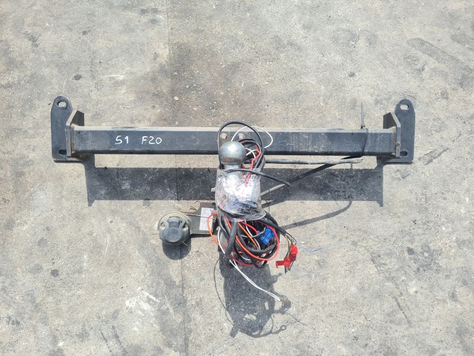 Cui carlig remorcare bmw f20 seria 1