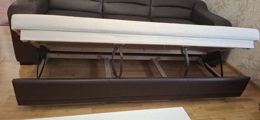 Canapea extensibila cu 2 fotolii