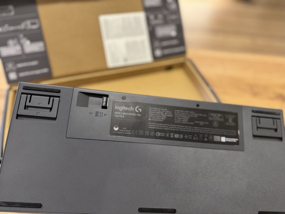 Logitech G515 Lightspeed TKL Геймърска клавиатура