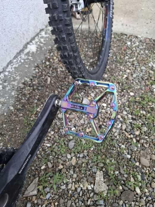 Bicicletă Rockrider 540S custom 
Specificații:
-roți 27.5 cu cauc