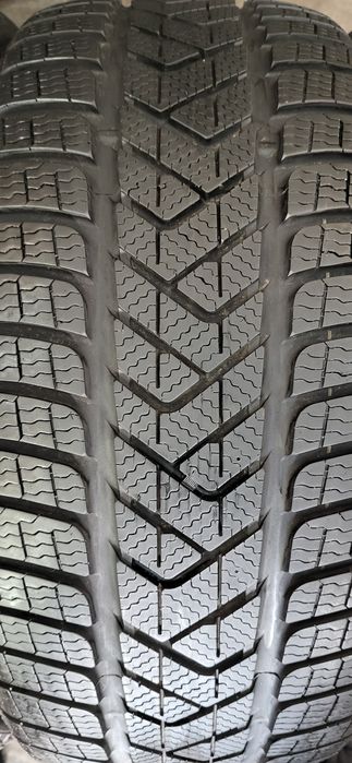 4 anvelope 235 35 19 pirelli winter sottozero3 2023 7mm