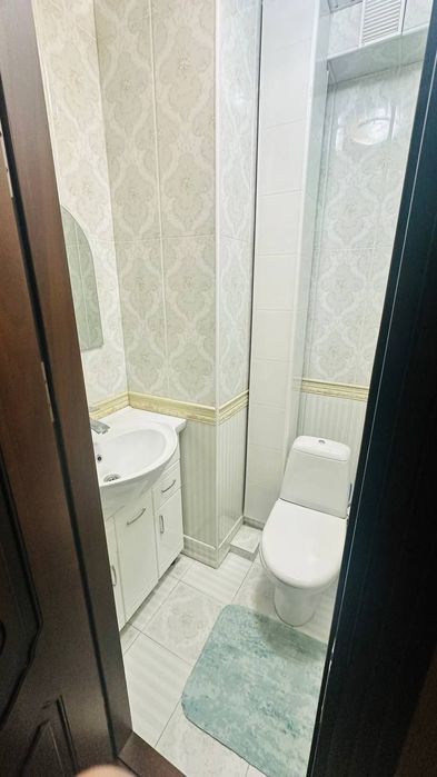 Юнусобод квартира 4/4/9  100 кв тайёр хонадон  сотилади