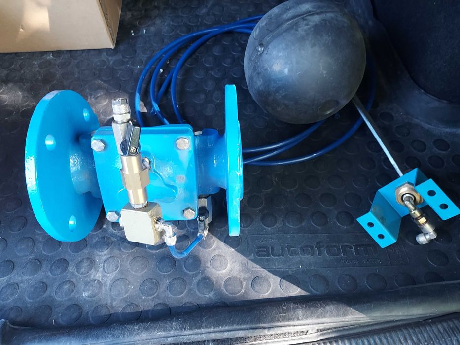 Vana cu plutitor GAMAK PN 16 DN 65