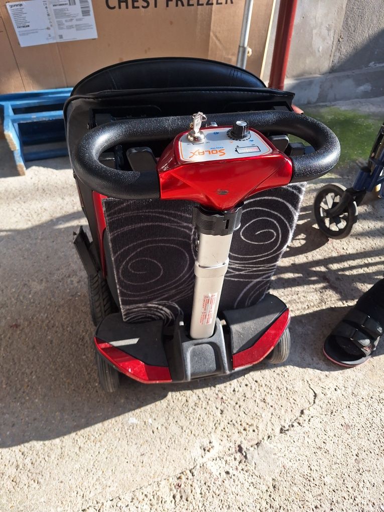 Cariucior electric Solax persoane dizabilități
