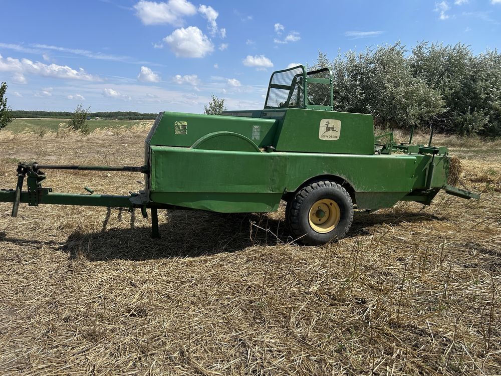 Presa de balotat John deere 336
