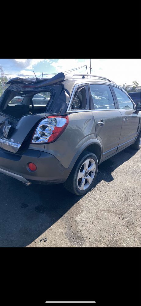 Opel antara на части
