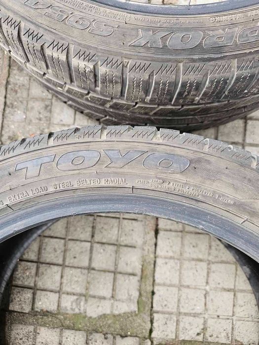 Гуми TOYO 245/40/R18