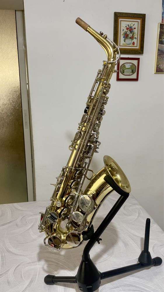 Алт саксофон Amati Kraslice AAS-22