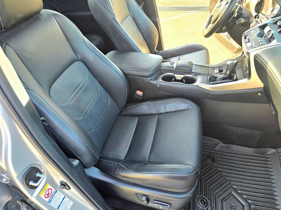 Продавам  Lexus NX 300h 4x4