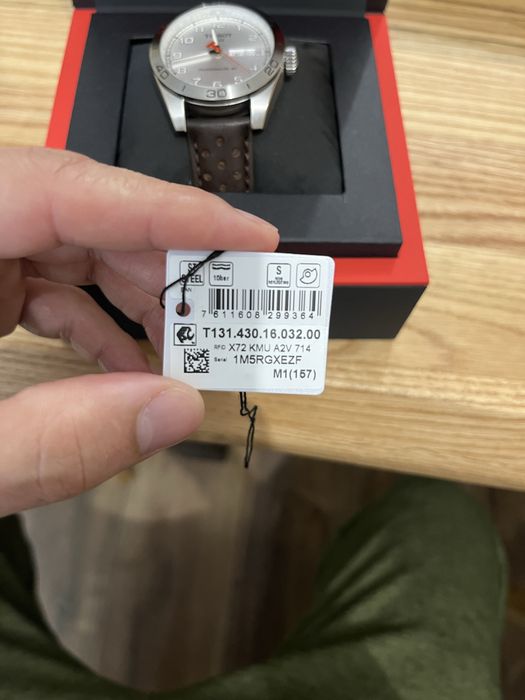 Продавам часовник TISSOT