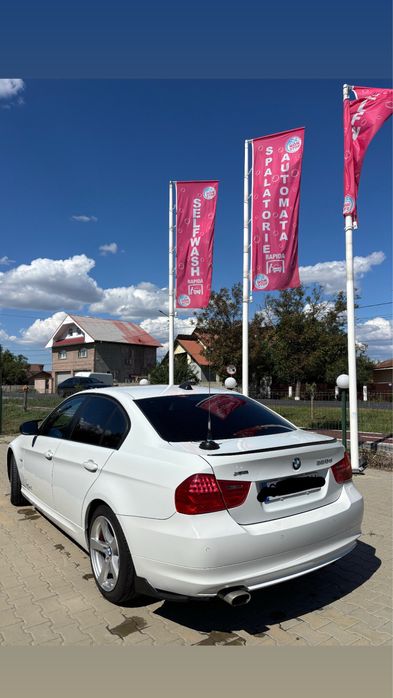 BMW seria 3 e90 facelift