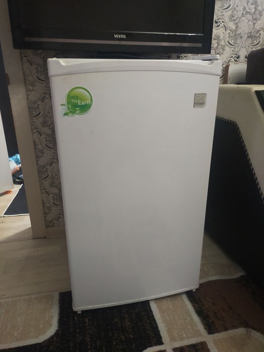 Холодильник маленький