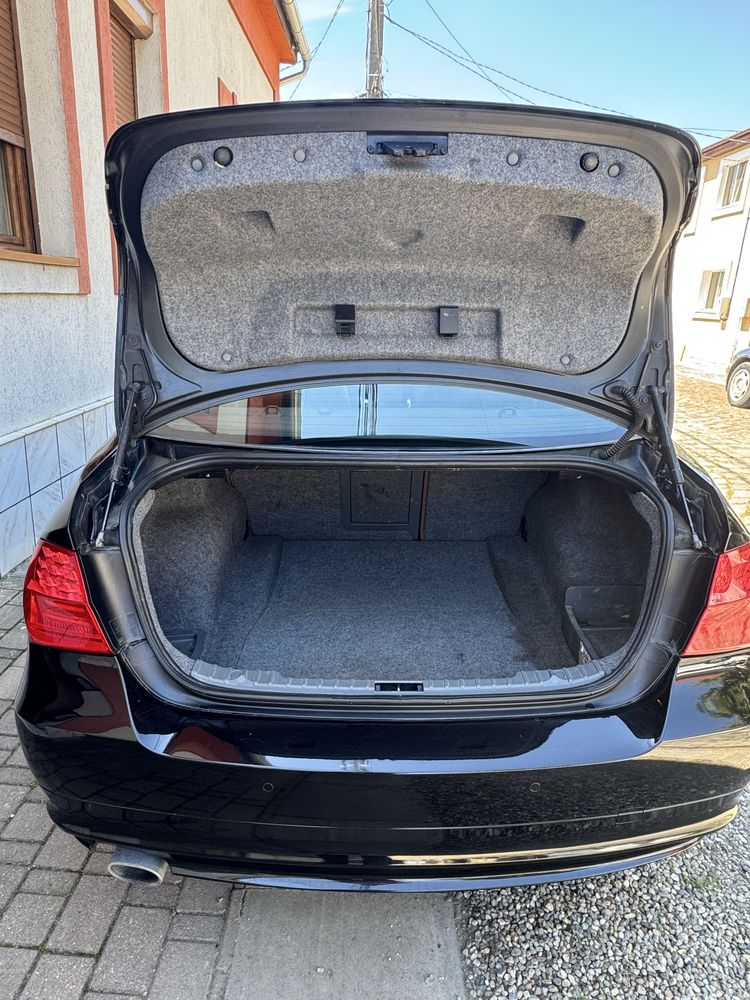 Vand BMW seria 3 an 2009
