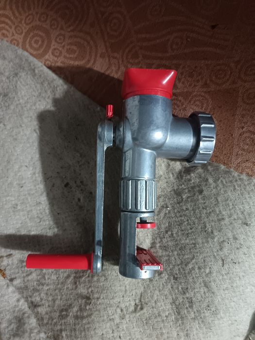 Продам мясорубку