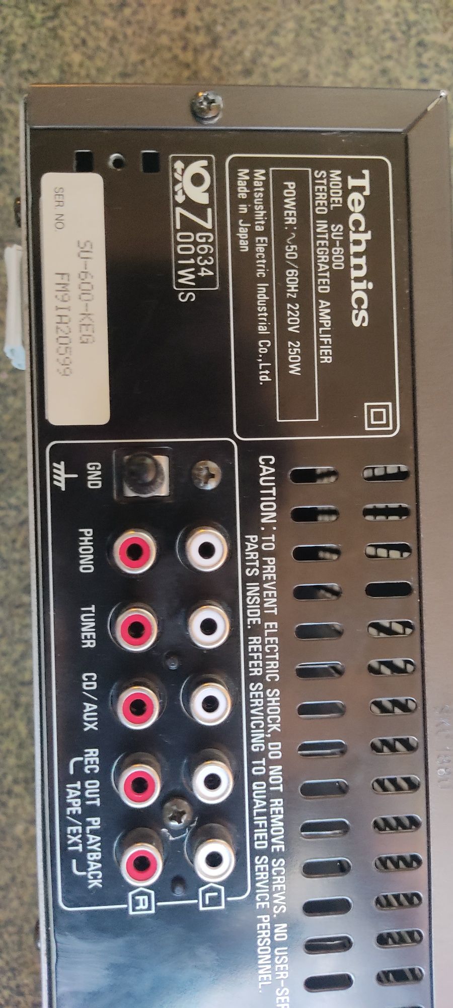 Vintage Amplificator Technics su-600 stereo putere 4×30 w  8 ohmi
