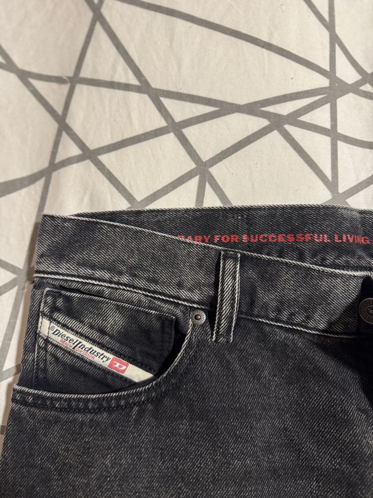 Blugi Diesel regular fit