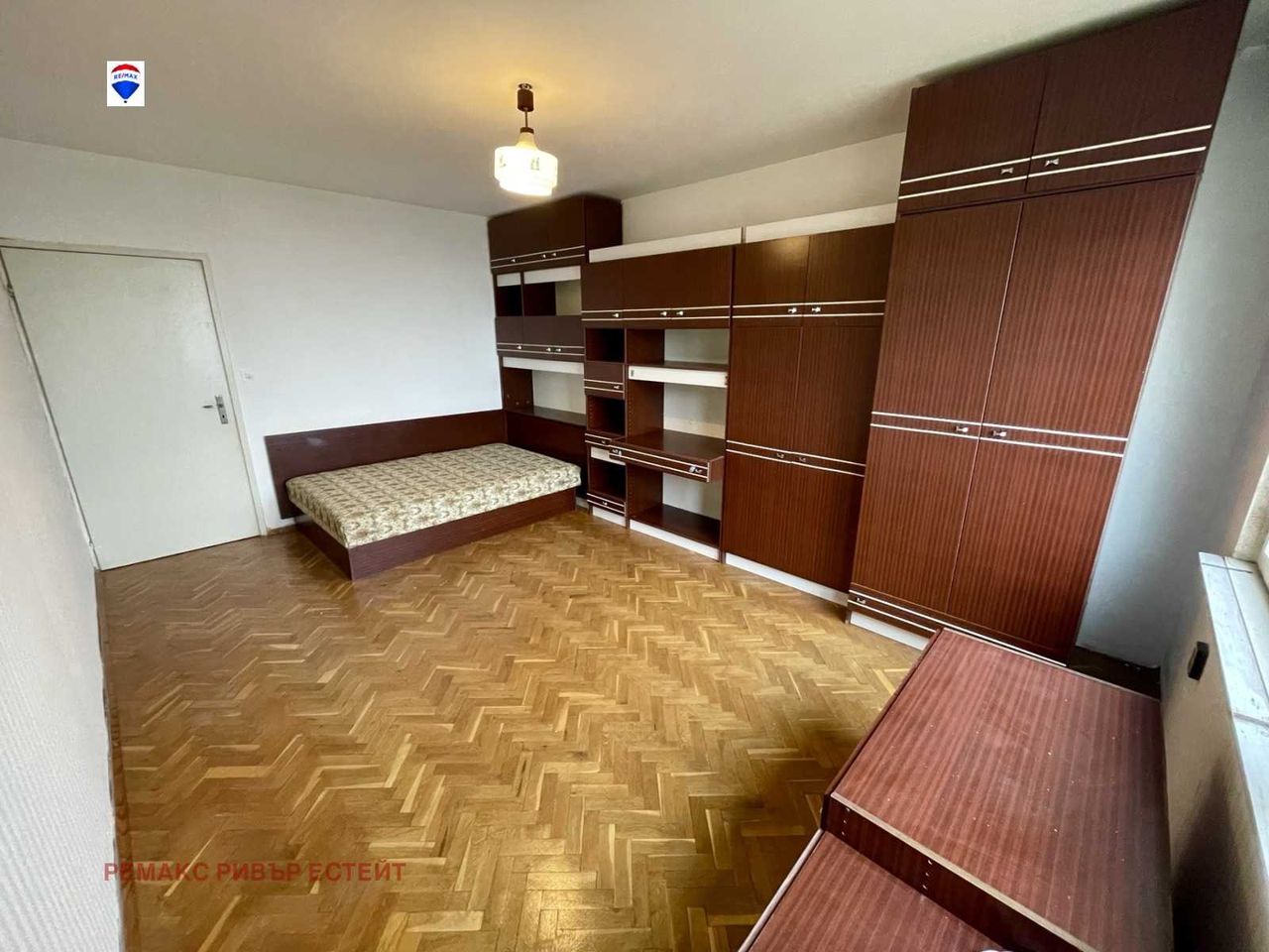 Дава се под наем Тристаен апартамент в Русе, Чародейка - Север - 104 кв.м за 255 € - Снимка #3