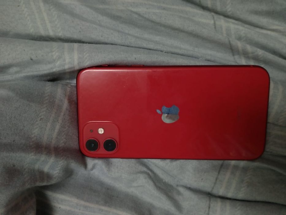 iPhone 11, работает отлично