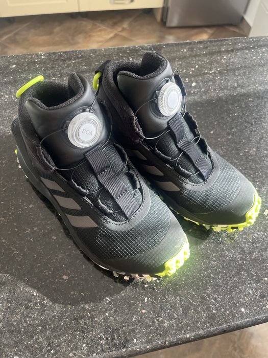 Adidas непромокаеми обувки