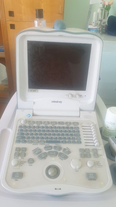 Uzi aparat sotiladi