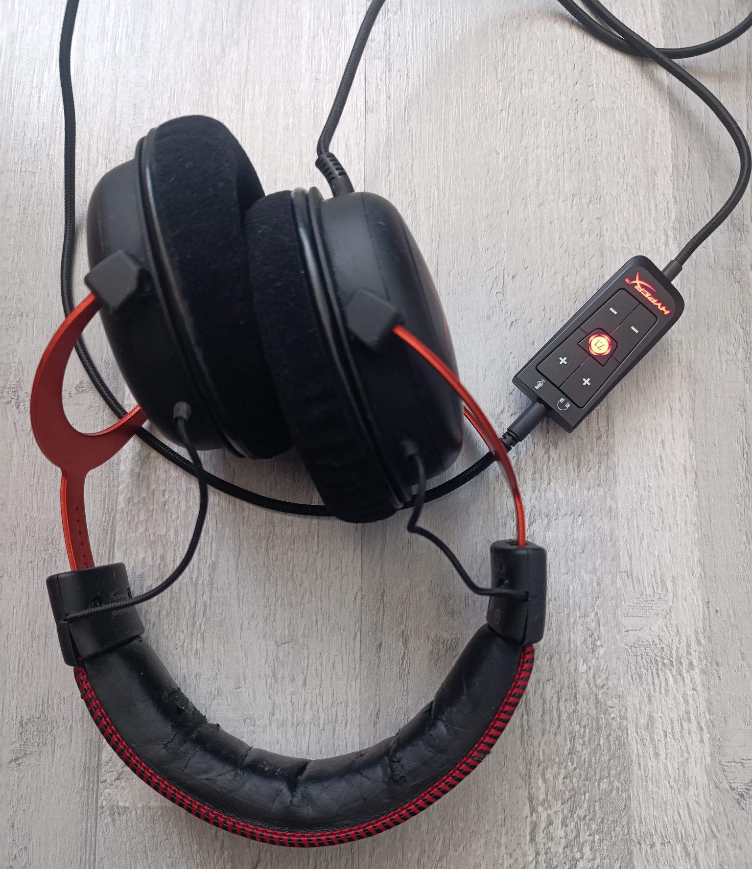 Casti gaming HYPER X cu microfon / PC / calculator / laptop