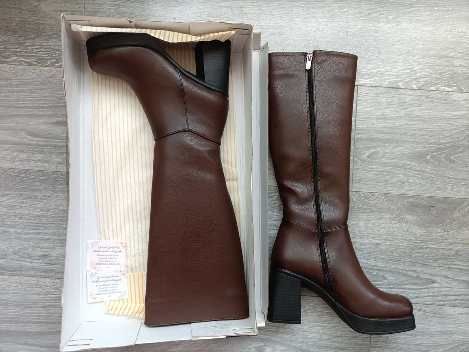 Cizme Noi cu etichetă comode