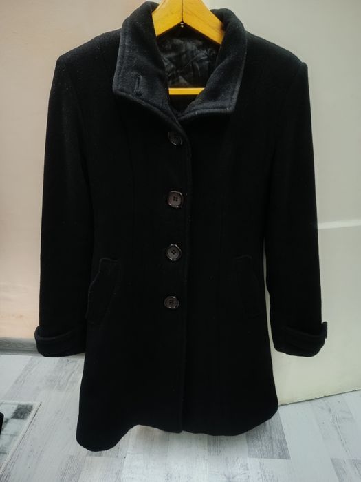 Продается женское пальто, размер 44