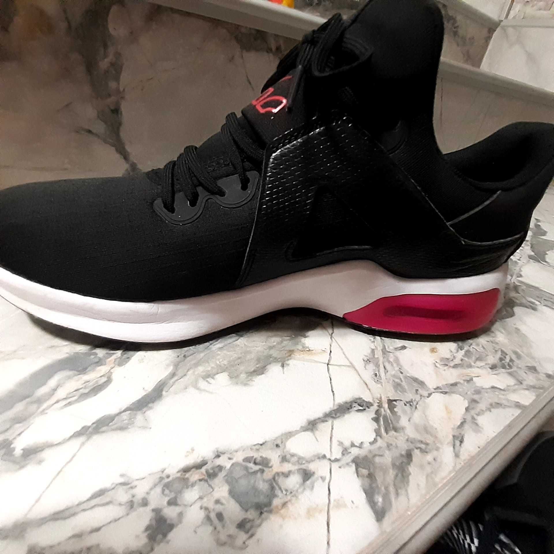 Дамски маратонки NIKE AIR